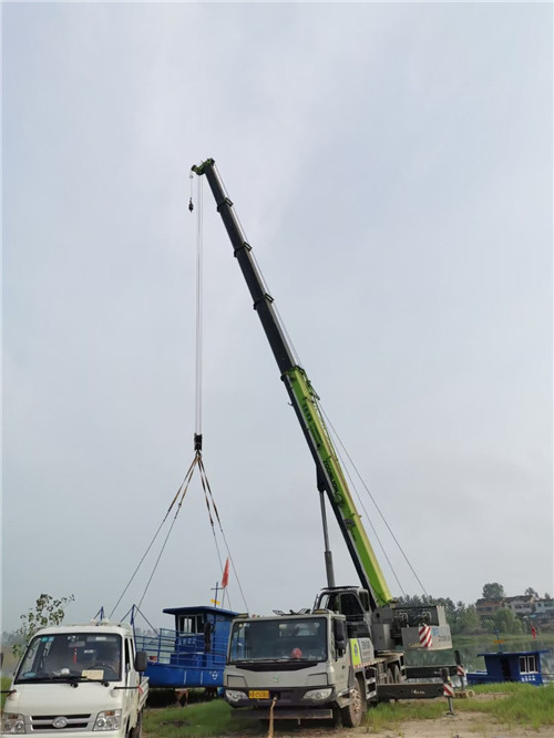 苍梧县桥梁建设吊装案例